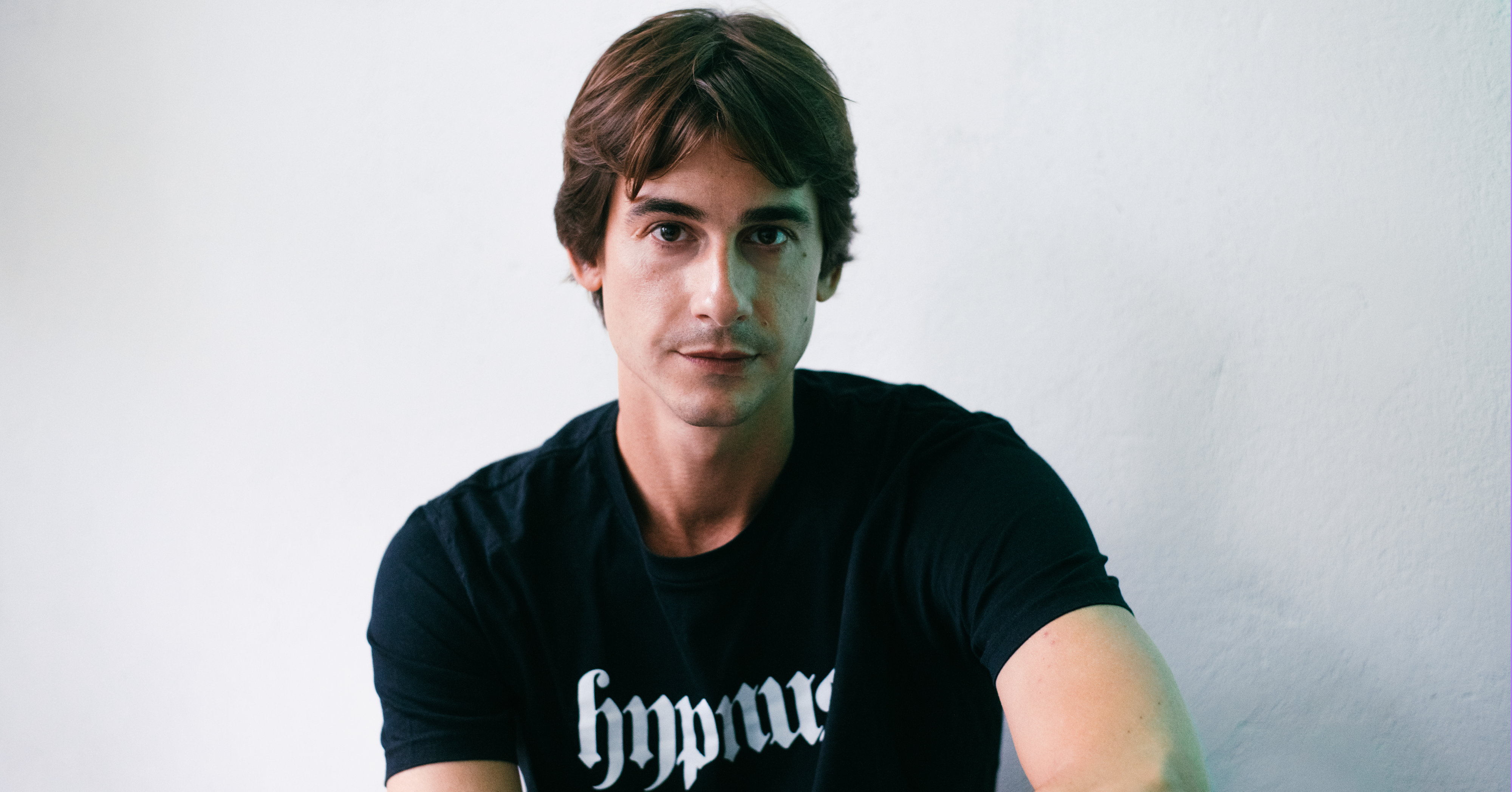 FRIDAY  Frædag x On Board: Luigi Tozzi + Payfone (live)